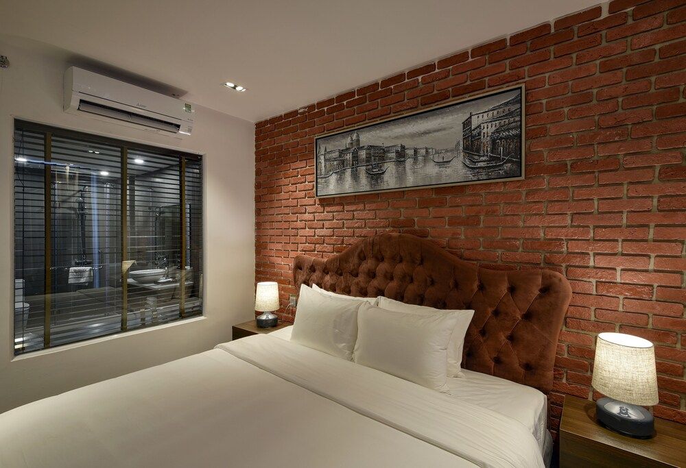 The Marron Hotel Executive Twin Room 3