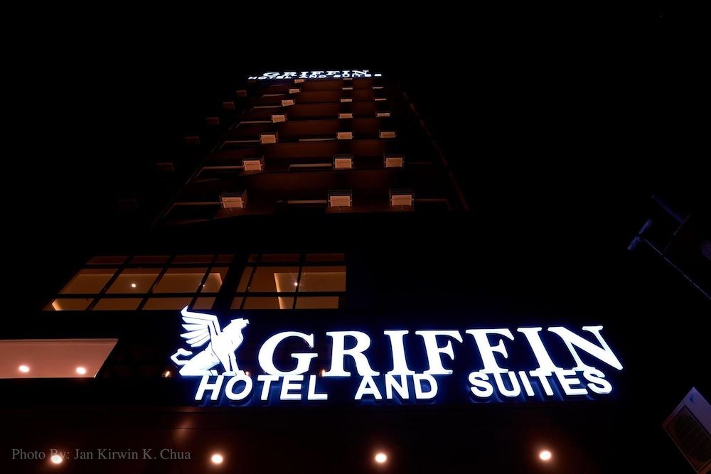 undefined Griffin Hotel and Suites