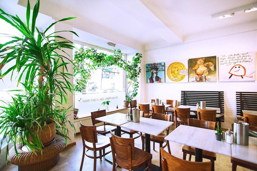 undefined Pension Peters 9