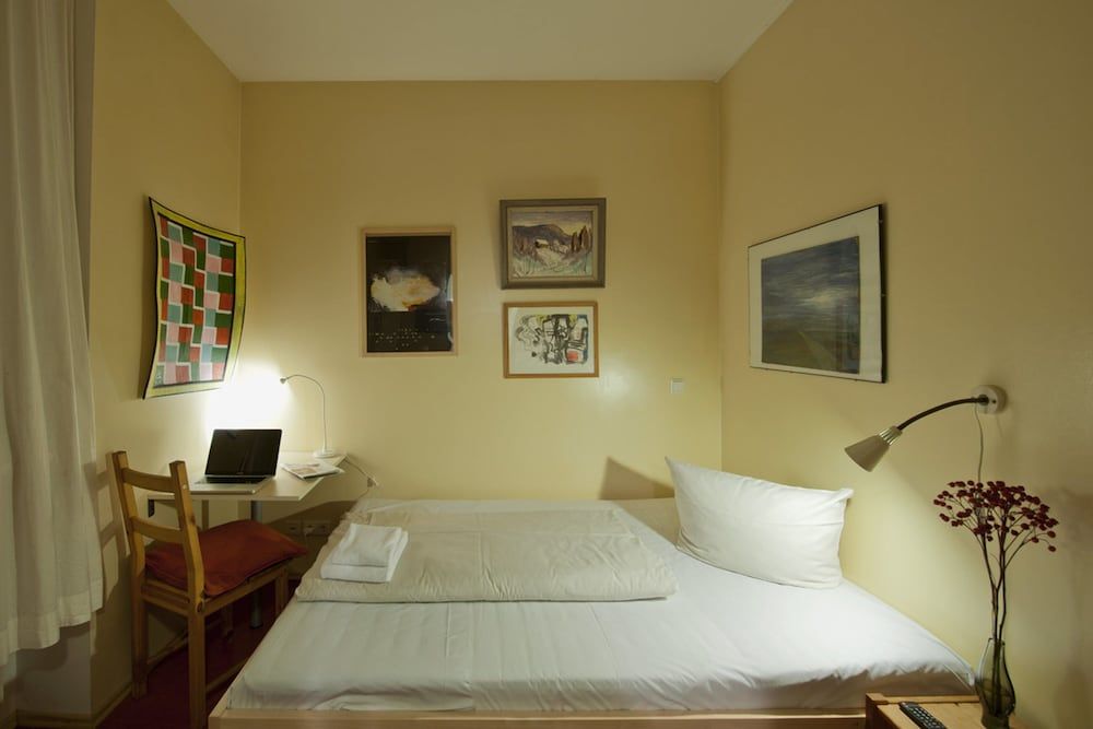 undefined Pension Peters 2