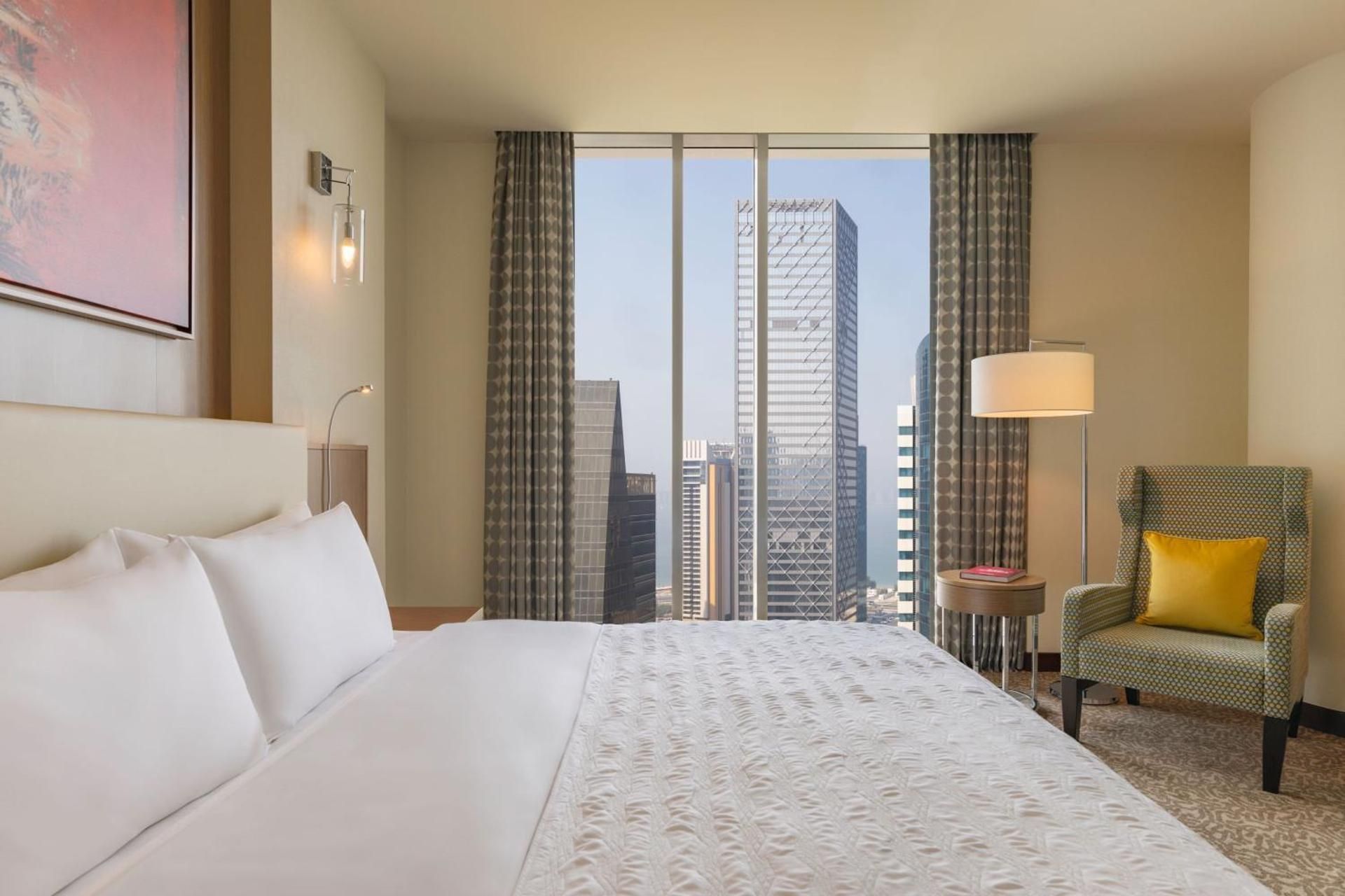 Deluxe King Room with Beach Access