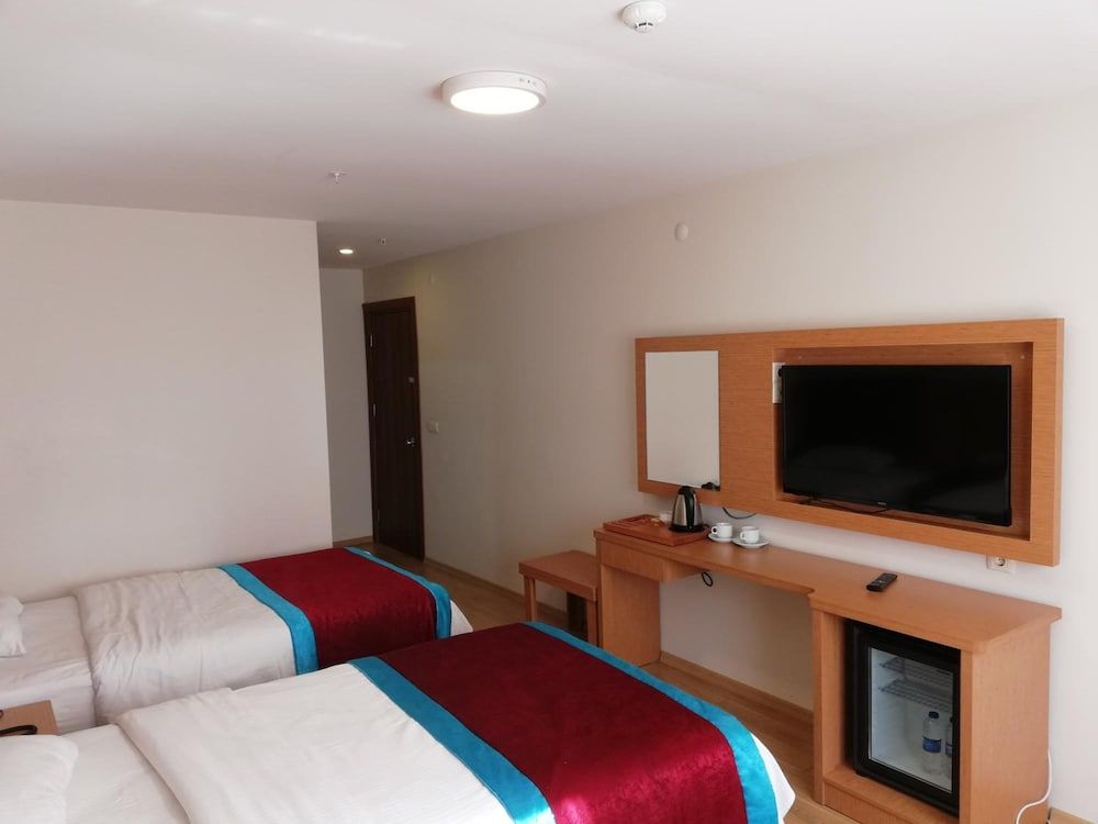 Bursa Sahin Otel Twin Room 4