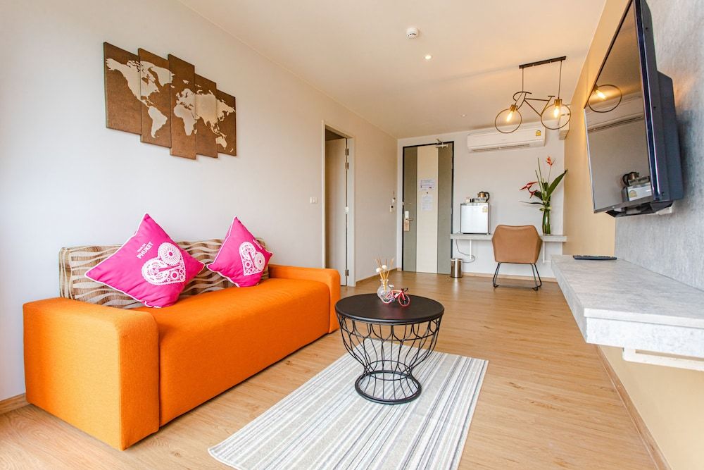 Tour De Phuket Hotel Grand Deluxe 5