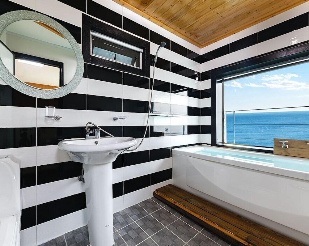 SANTORINI N Pension Room, Ocean View (205) 8