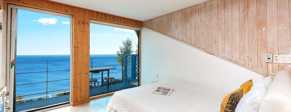 SANTORINI N Pension Room, Ocean View (205) 4