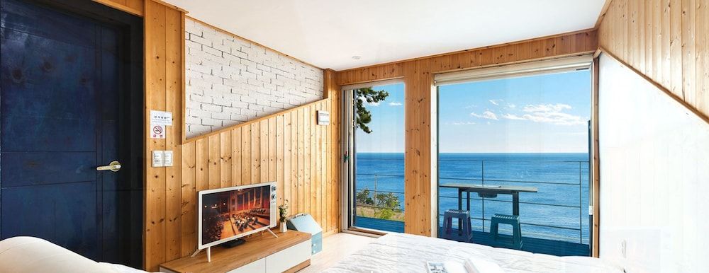 SANTORINI N Pension Room, Ocean View (204) 5