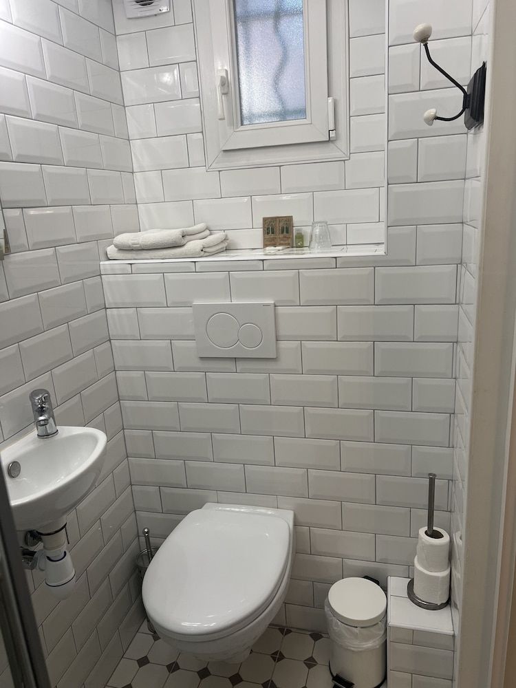 Le Ponteil Single Room 6