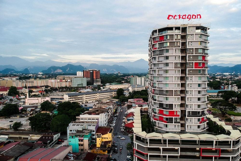 The Octagon Ipoh by Plush Comfort Apartment 7