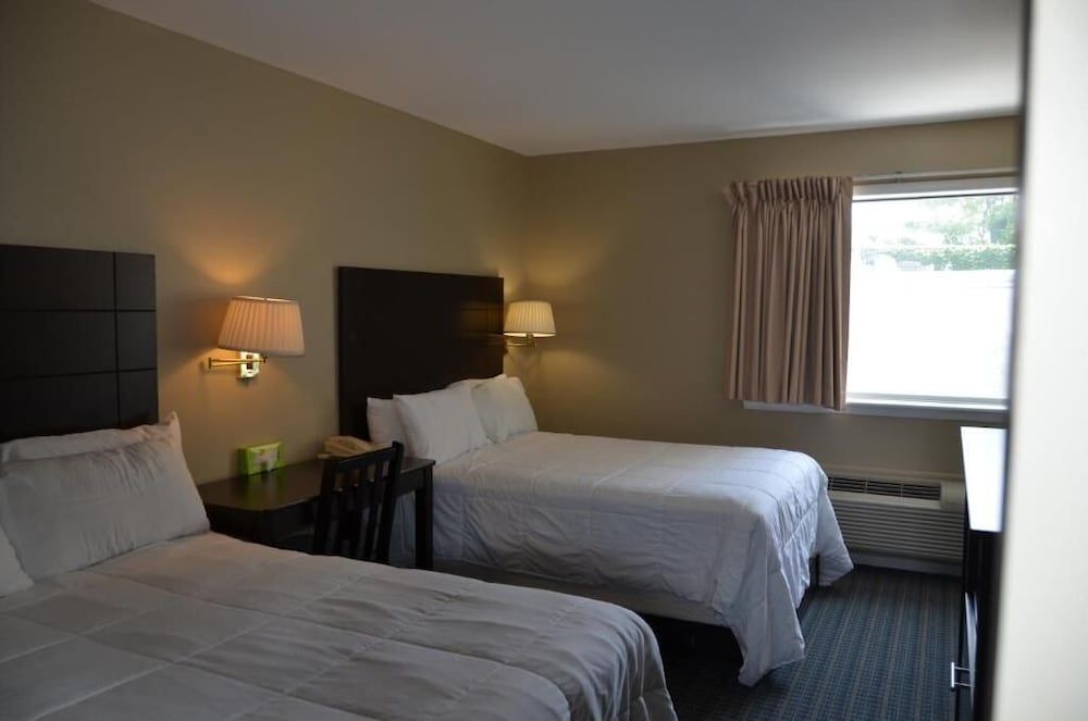 Standard Room, 2 Double Beds, Non Smoking (Double)