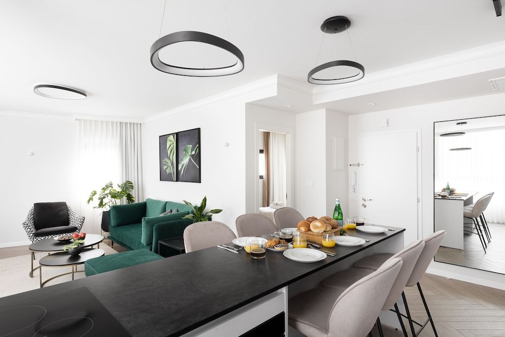 Modern and Central 2BD Apartment in TLV Apartment 11