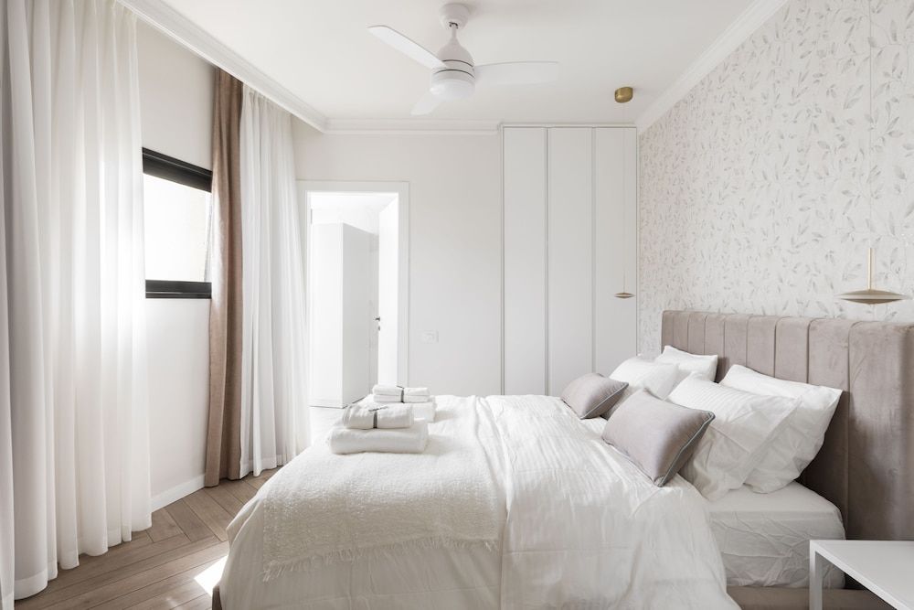 undefined Modern and Central 2BD Apartment in TLV 8