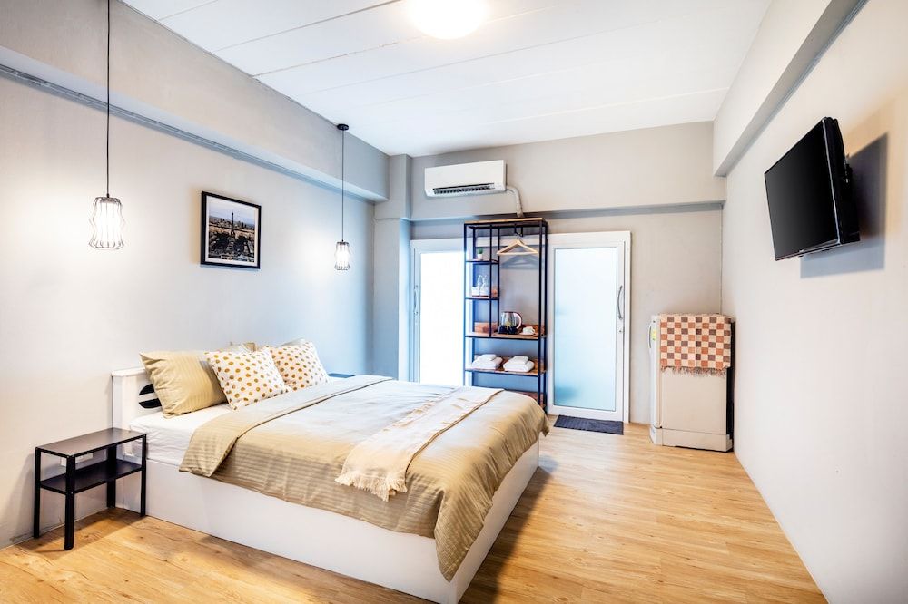 Penyos Service Apartment Standard Room 2