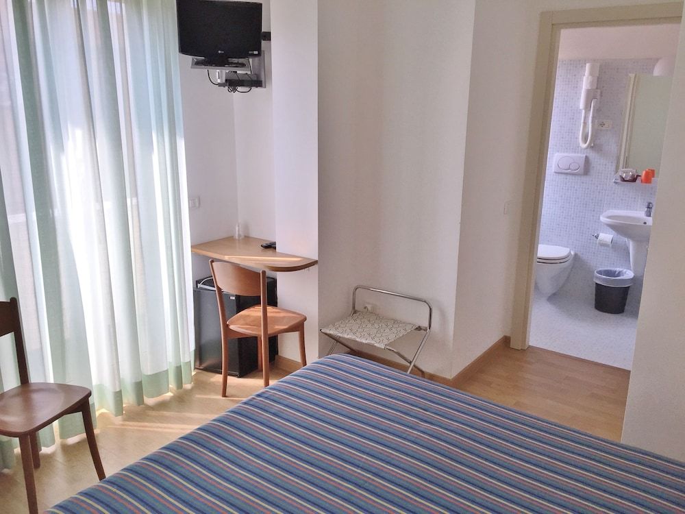 Hotel Mayor Classic Double or Twin Room 3