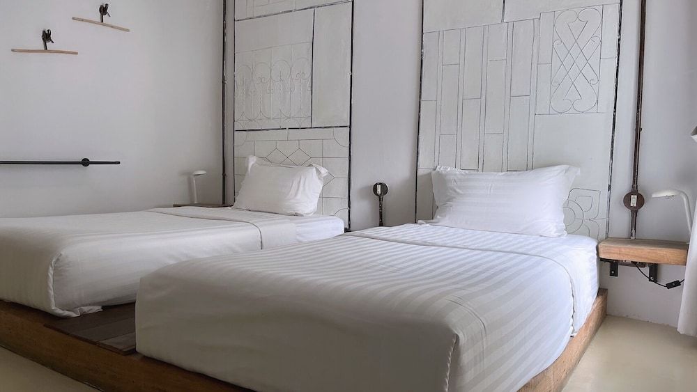 Mini Studio (Twin beds)