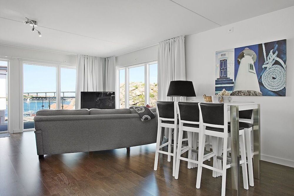 Hotell Kungshamn Suites Standard Studio, Partial Sea View (Main building) 9