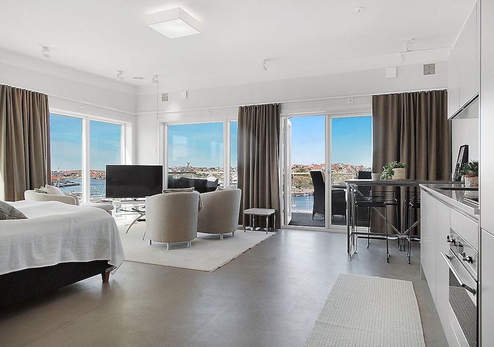Hotell Kungshamn Suites Panoramic Studio 7