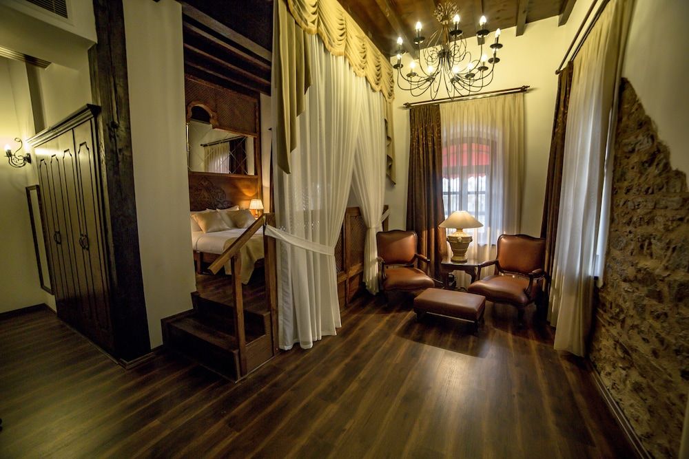 Panderma Port Hotel Deluxe Room 3