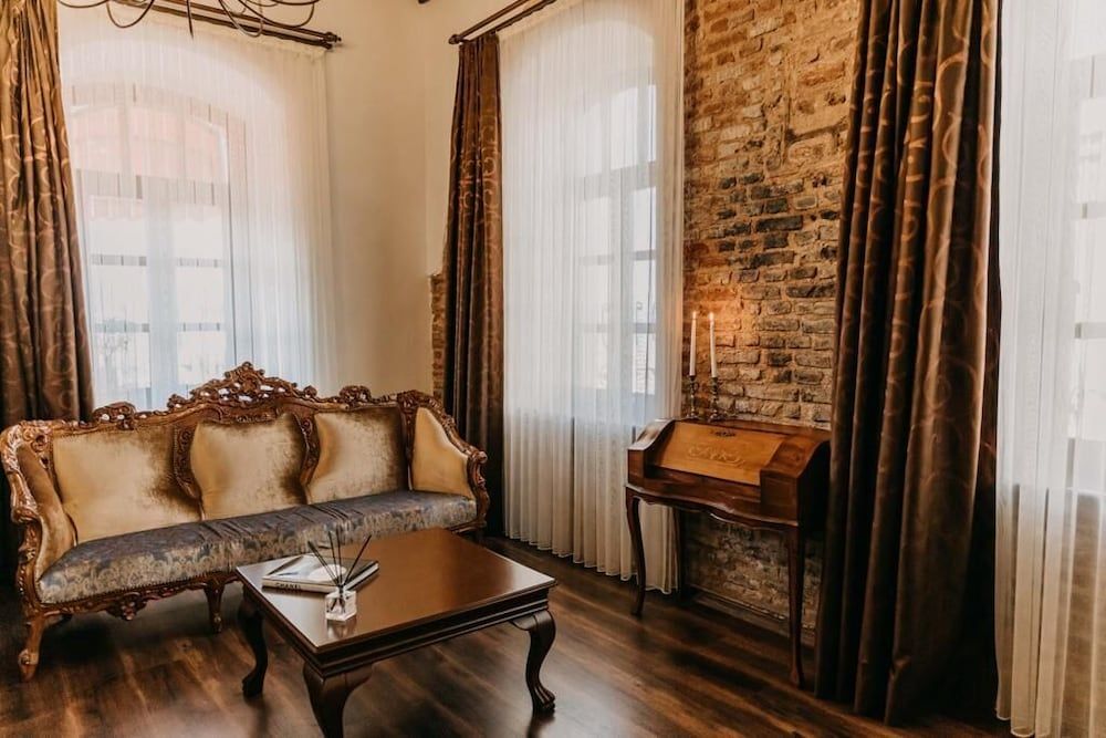 Panderma Port Hotel Deluxe Room 5