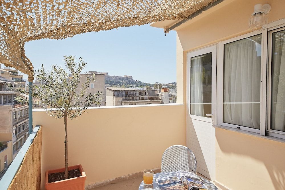 toStay Athens Start your Voyage from this Acropolis view Studio 6