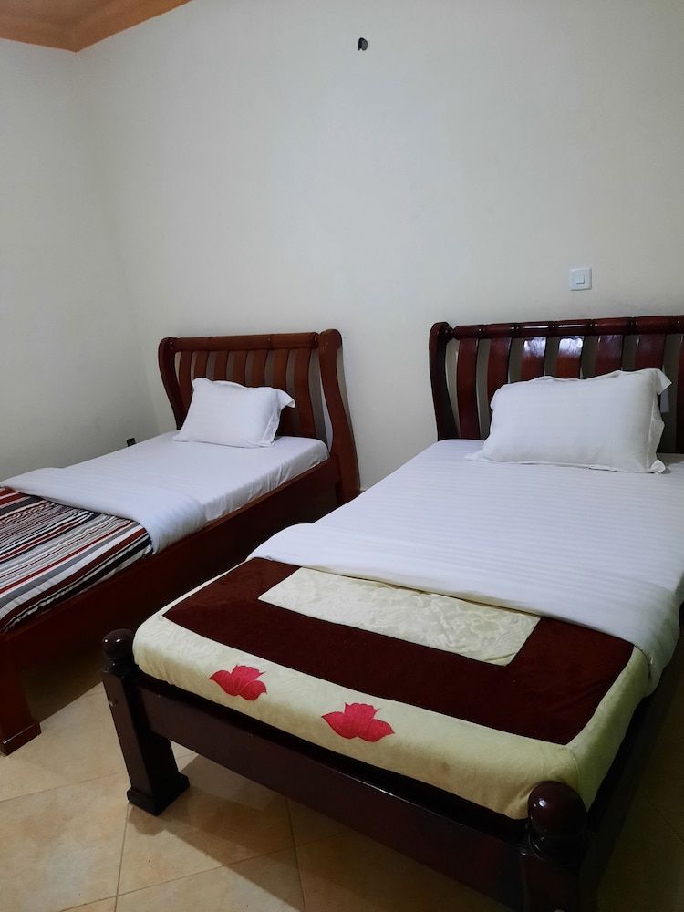 Airport Side Hotel Entebbe Twin Room 3