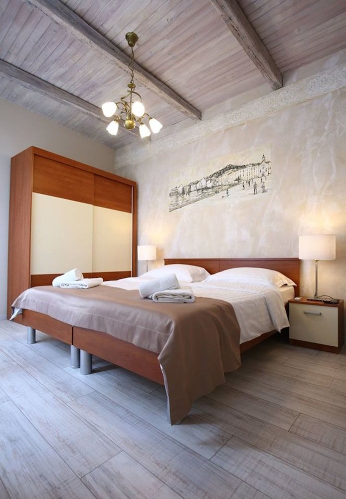 undefined Luxury Lidija Rooms 10