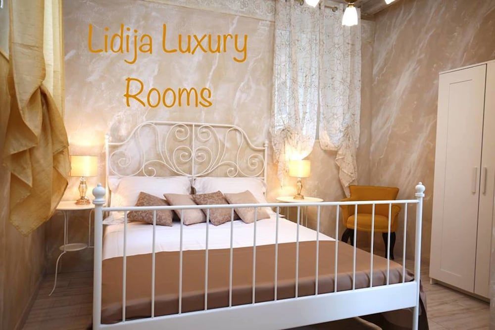 undefined Luxury Lidija Rooms