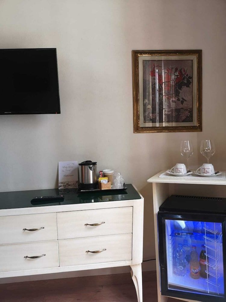 Lady Luna B&B Deluxe Double Room 8