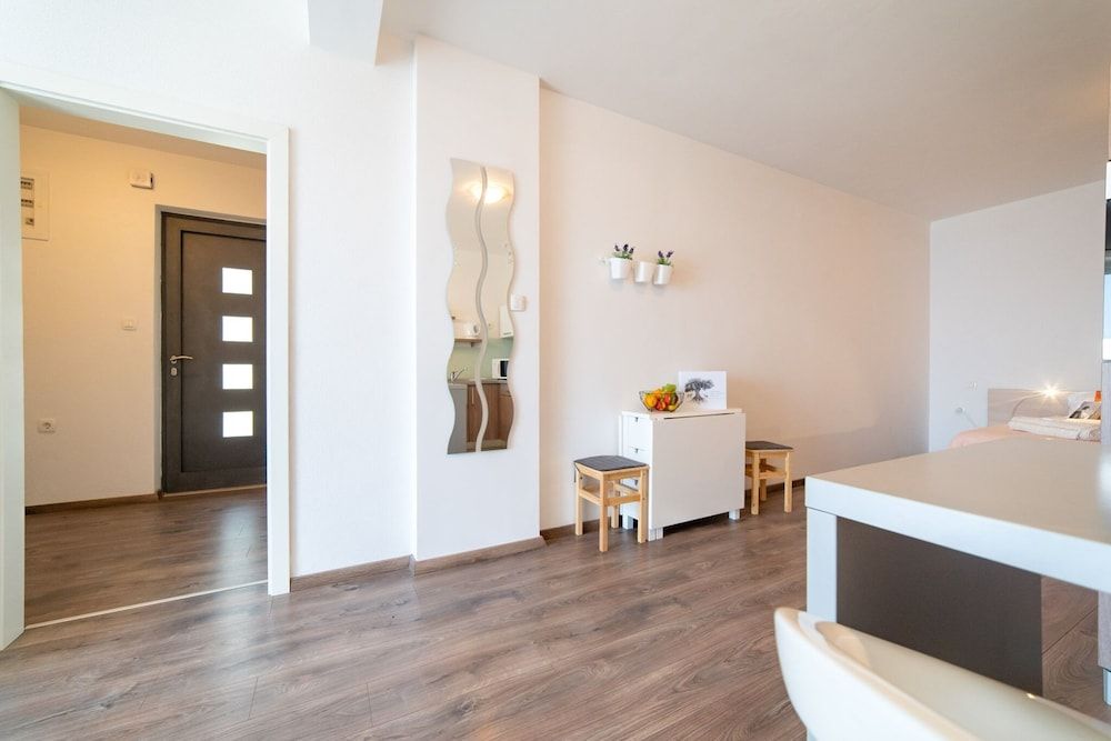 Apartmani D & J Comfort Studio, Sea View, Sea Facing 14