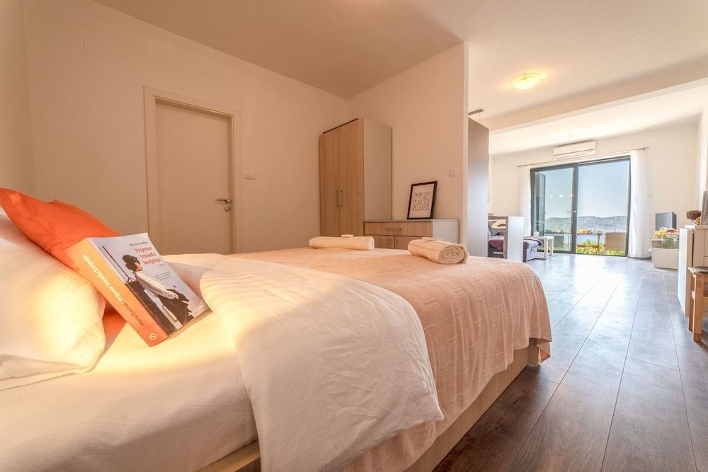 Apartmani D & J Comfort Studio, Sea View, Sea Facing 5