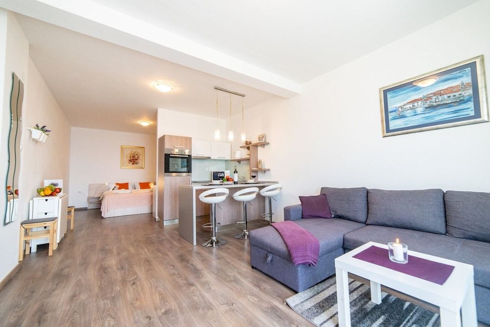 Apartmani D & J Comfort Studio, Sea View, Sea Facing 13