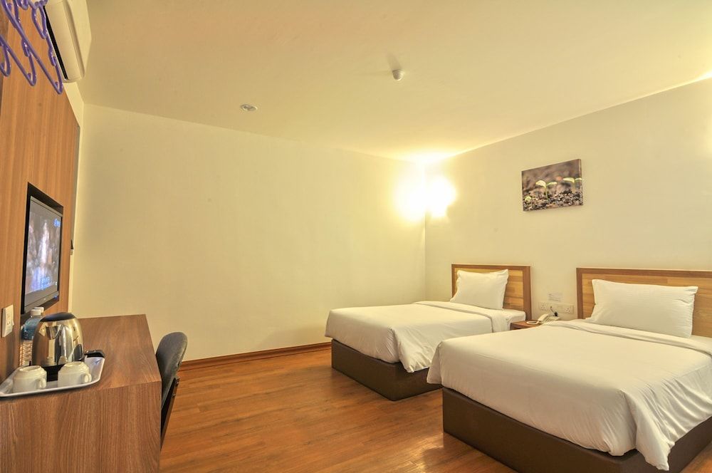Greencity Hotel Superior Twin Room 5