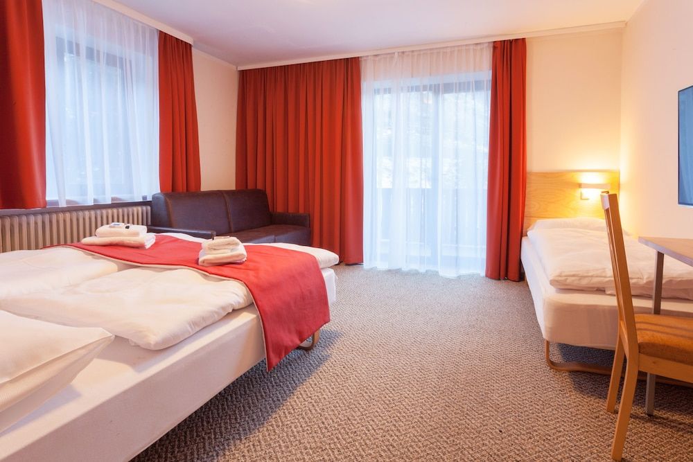 Triple Room, Balcony, Mountainside