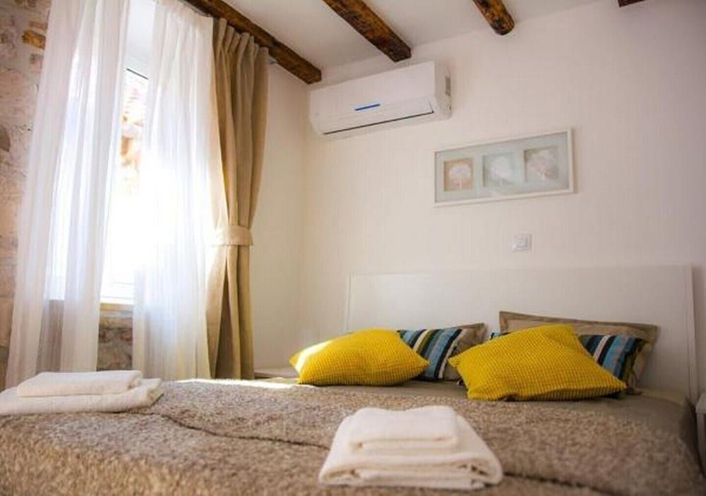 Double Room (Comfort Double Room with Balcony (Fir)