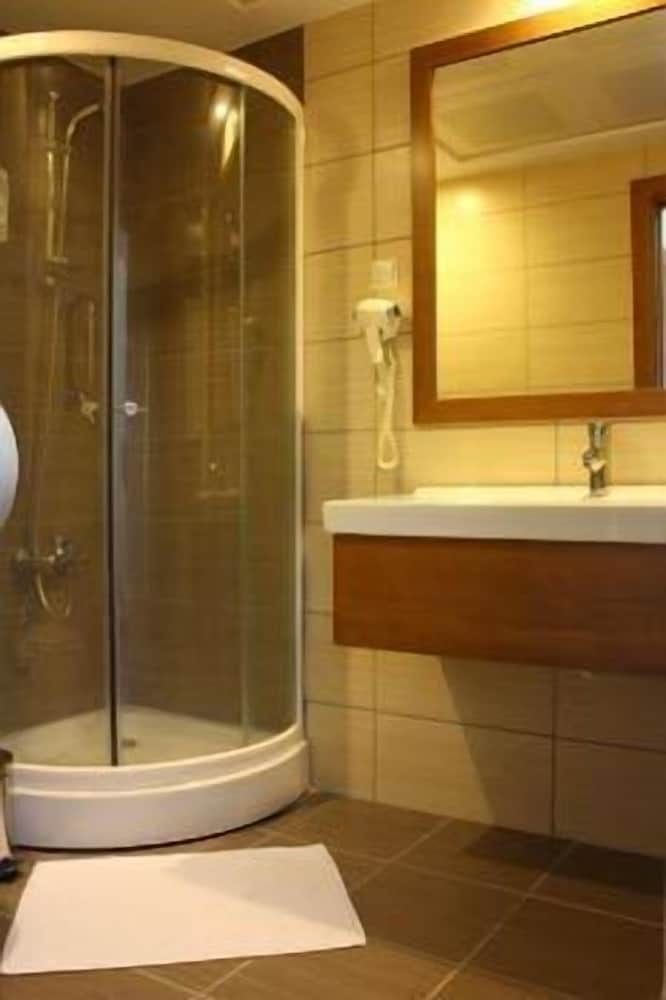 Berksoy Hotel Deluxe Double Room, 1 Double Bed 4