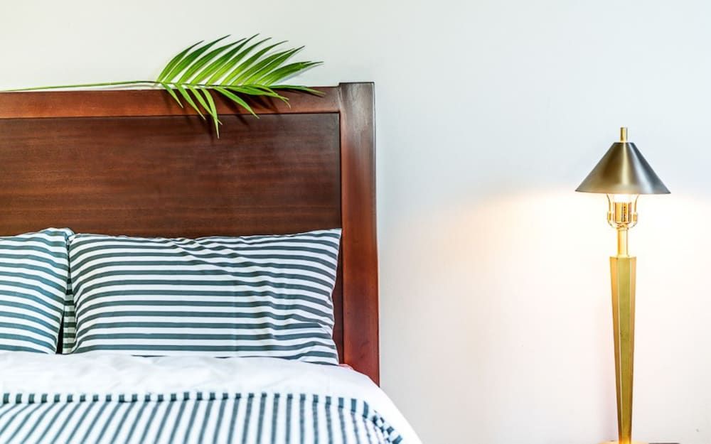 Inje Tourist Hotel Deluxe Room 3