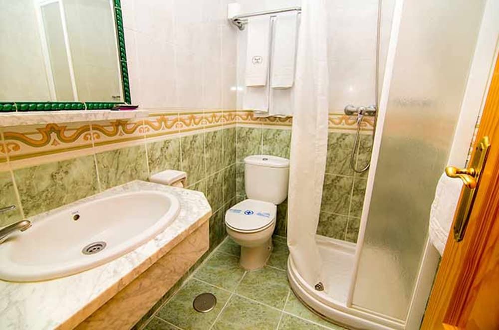 Hostal Los Corchos Double Room 5