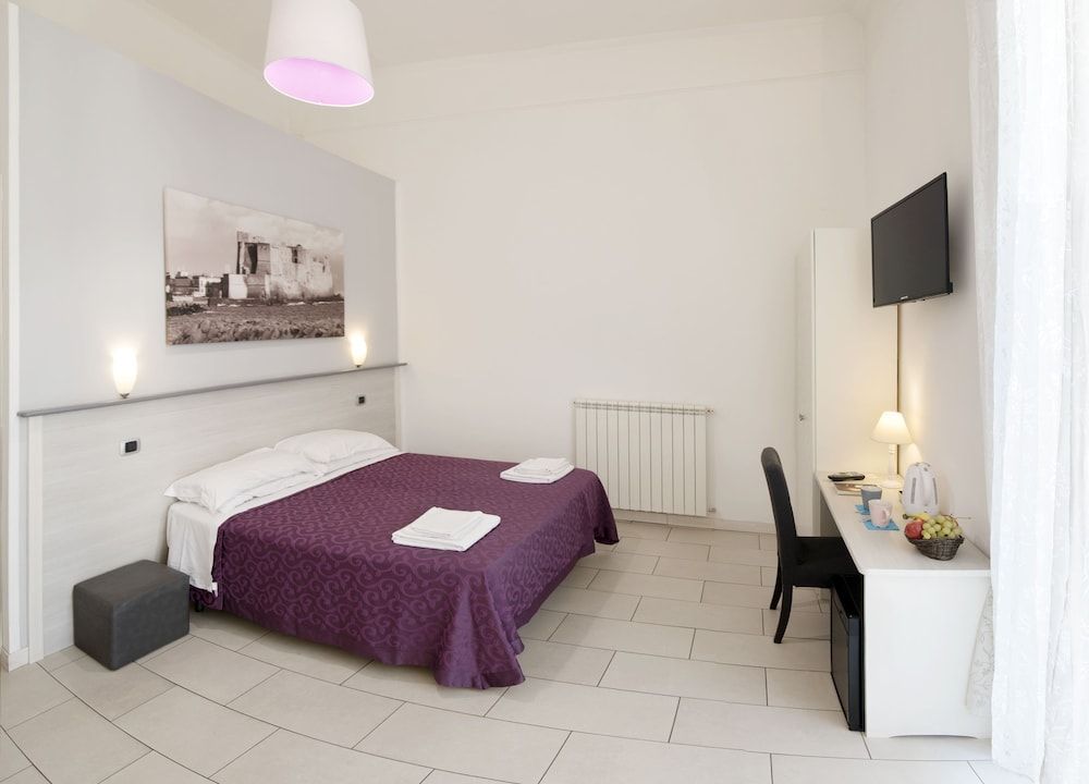 B&B Solimena Classic Double or Twin Room, City View 2