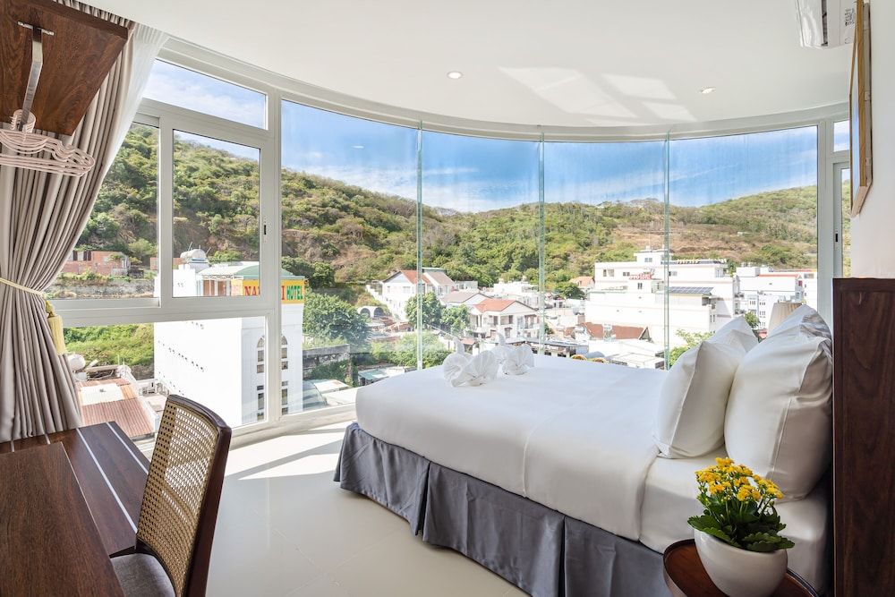 Aquatel Vung Tau Romantic Double Room 5