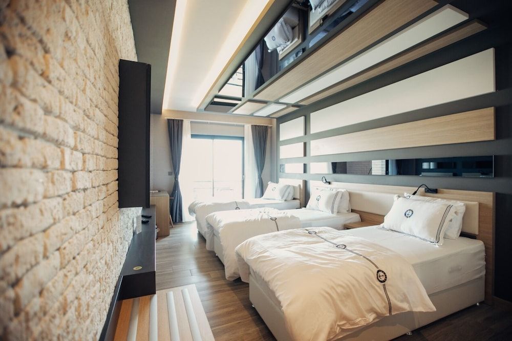 Burhaniye Marina Boutique Hotel Standard Double Room 7