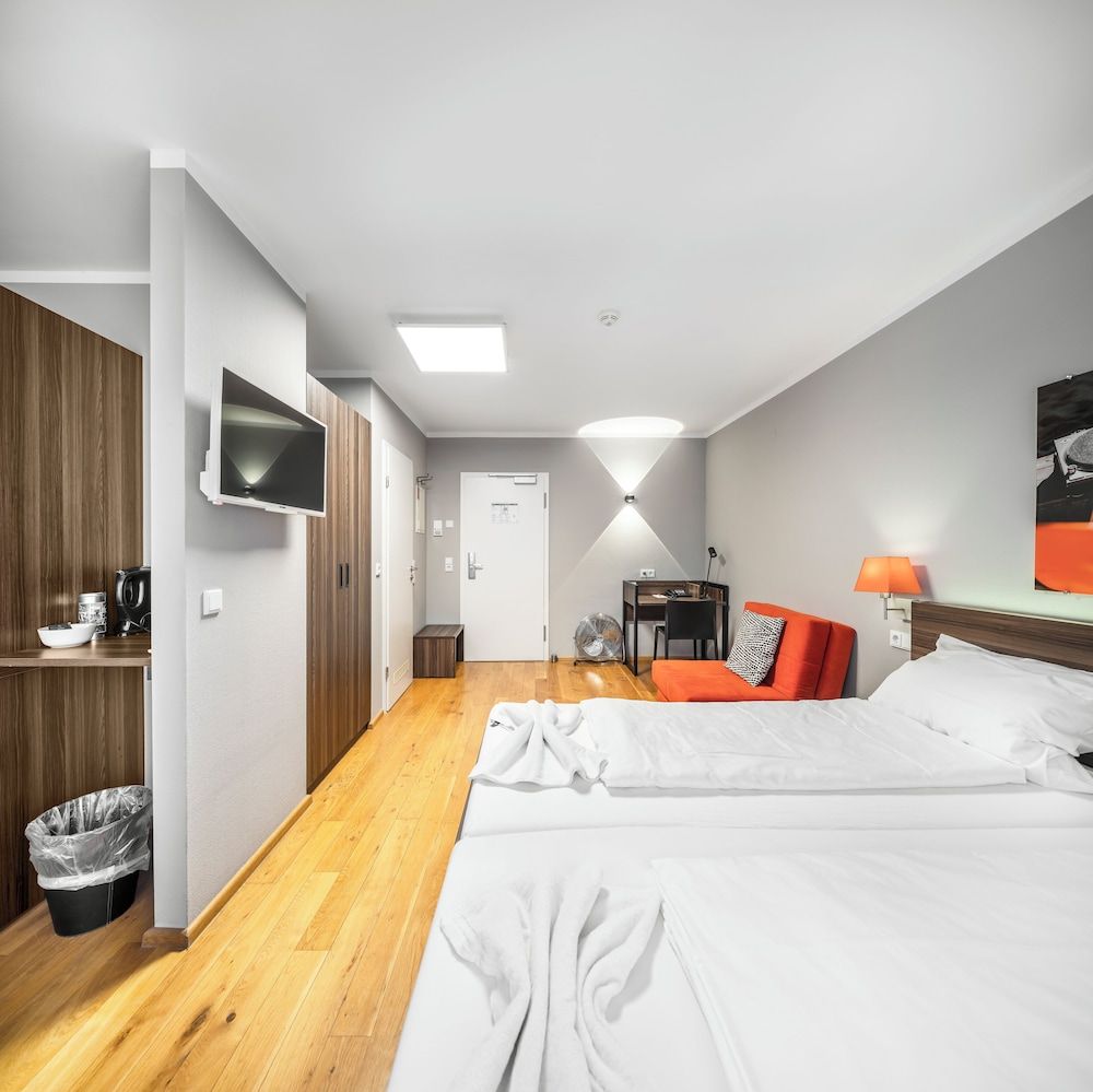 BoardingWorld Heidelberg Triple Room 4