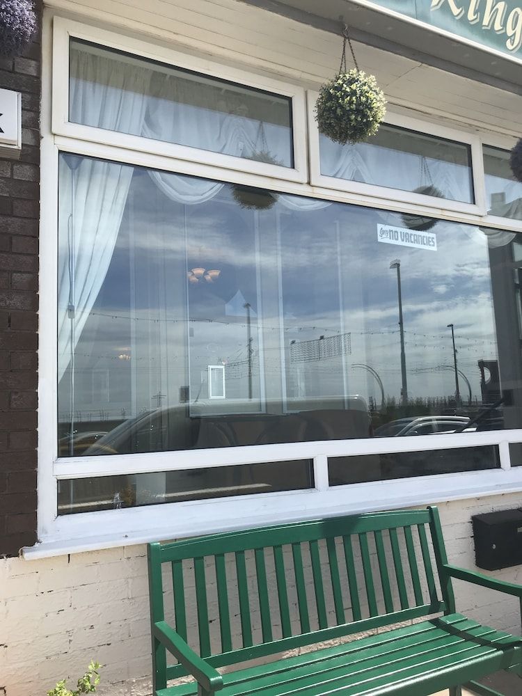 undefined Kingsbury Hotel 3