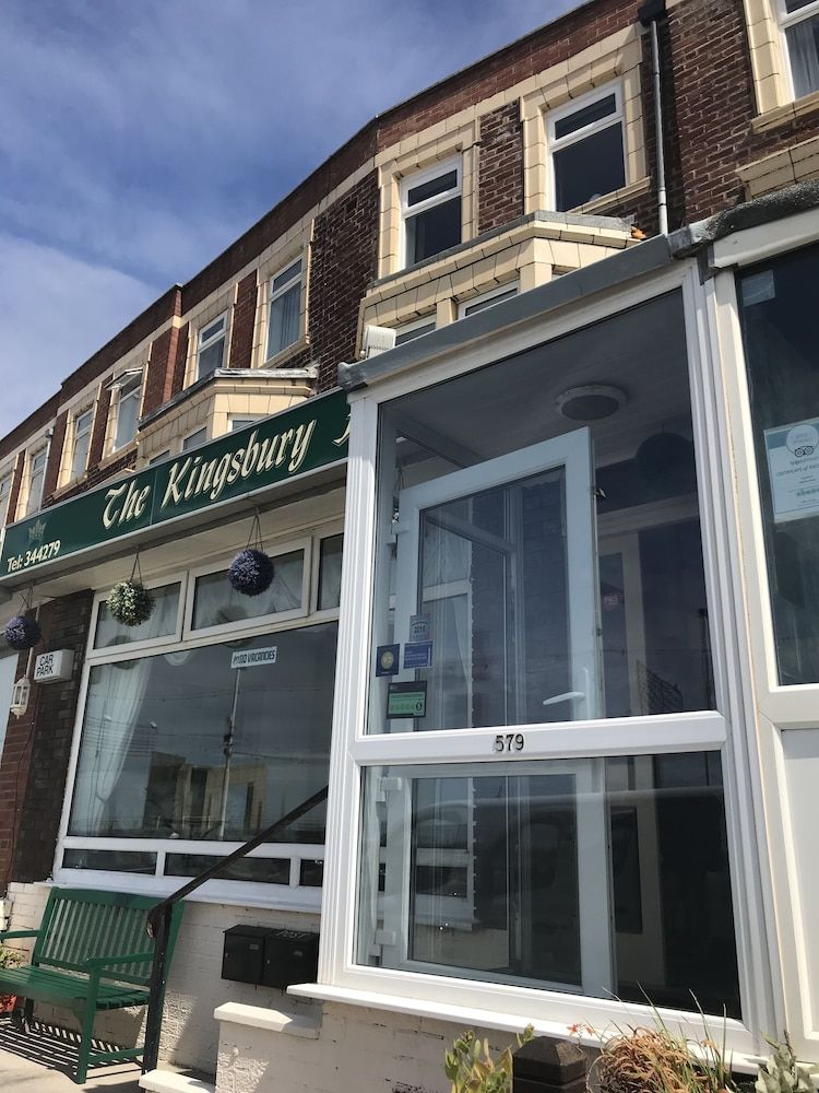 undefined Kingsbury Hotel 4