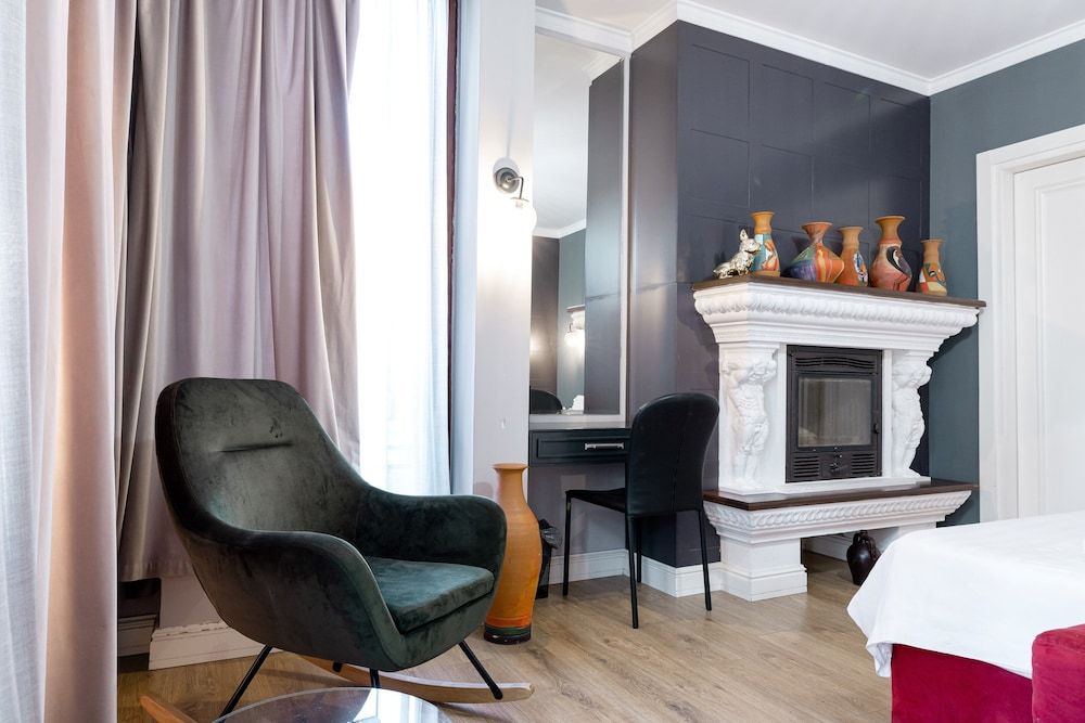 Boutique Hotel Whisky Deluxe Double Room 7