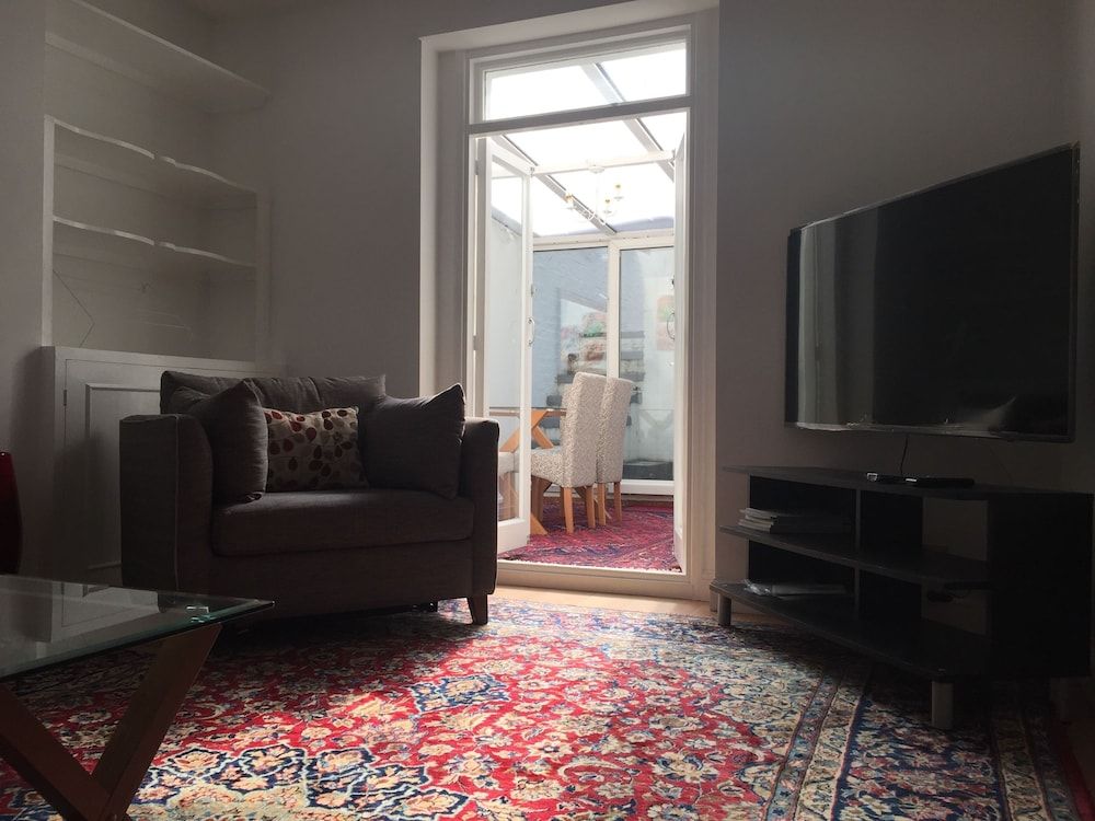 Luxurious Apartment in Kensington & Chelsea Luxury Apartment, Multiple Beds 16