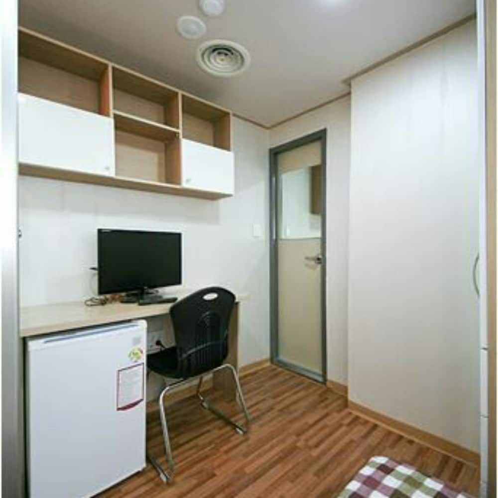 undefined Happy House Jongno 5