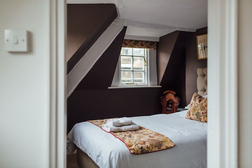 undefined Founders House 7