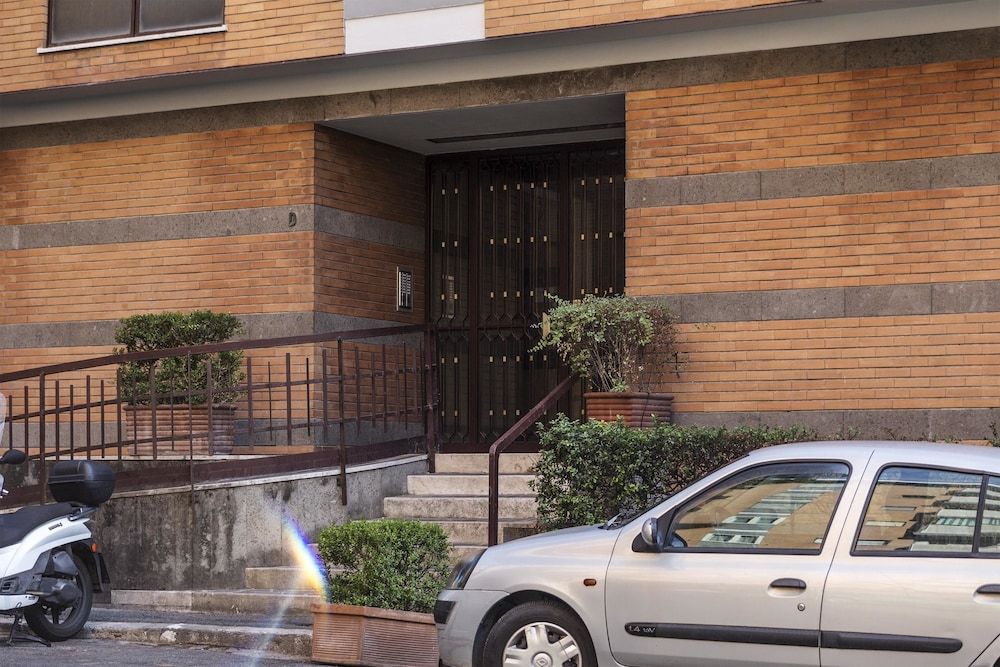 undefined Dulcis In Vatican 3