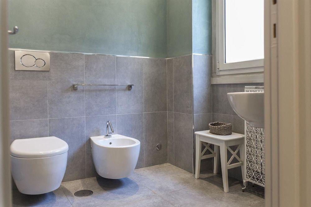 Dulcis In Vatican Double Room, 1 Queen Bed, Courtyard View 7