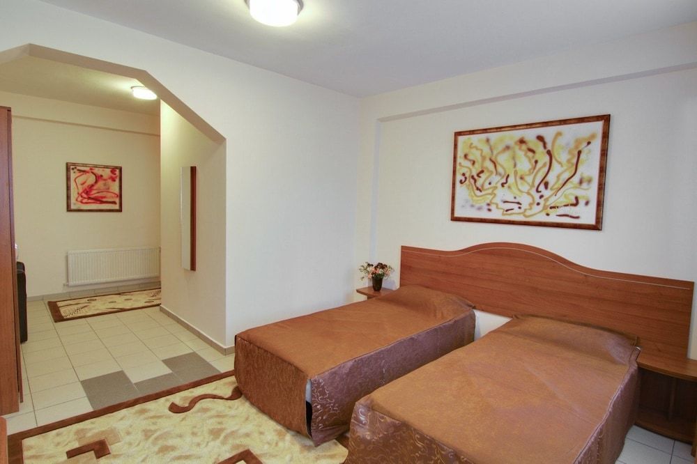 undefined Hotel Tranzzit