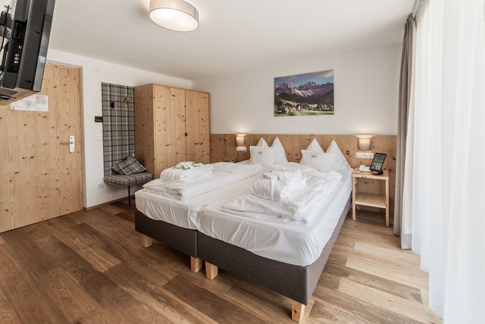 Comfort Double Room, Balcony, Mountain View